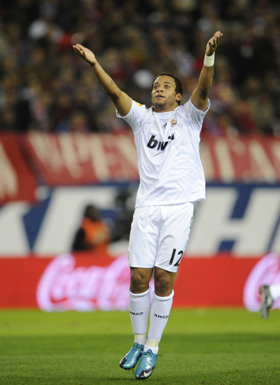 北德容传人！官方：迭戈·戈麦斯对维尔茨的犯规未使用过度力量，非红牌犯规（官方判定：迭戈-戈麦斯对维尔茨的犯规未属过度用力，不达红牌标准）