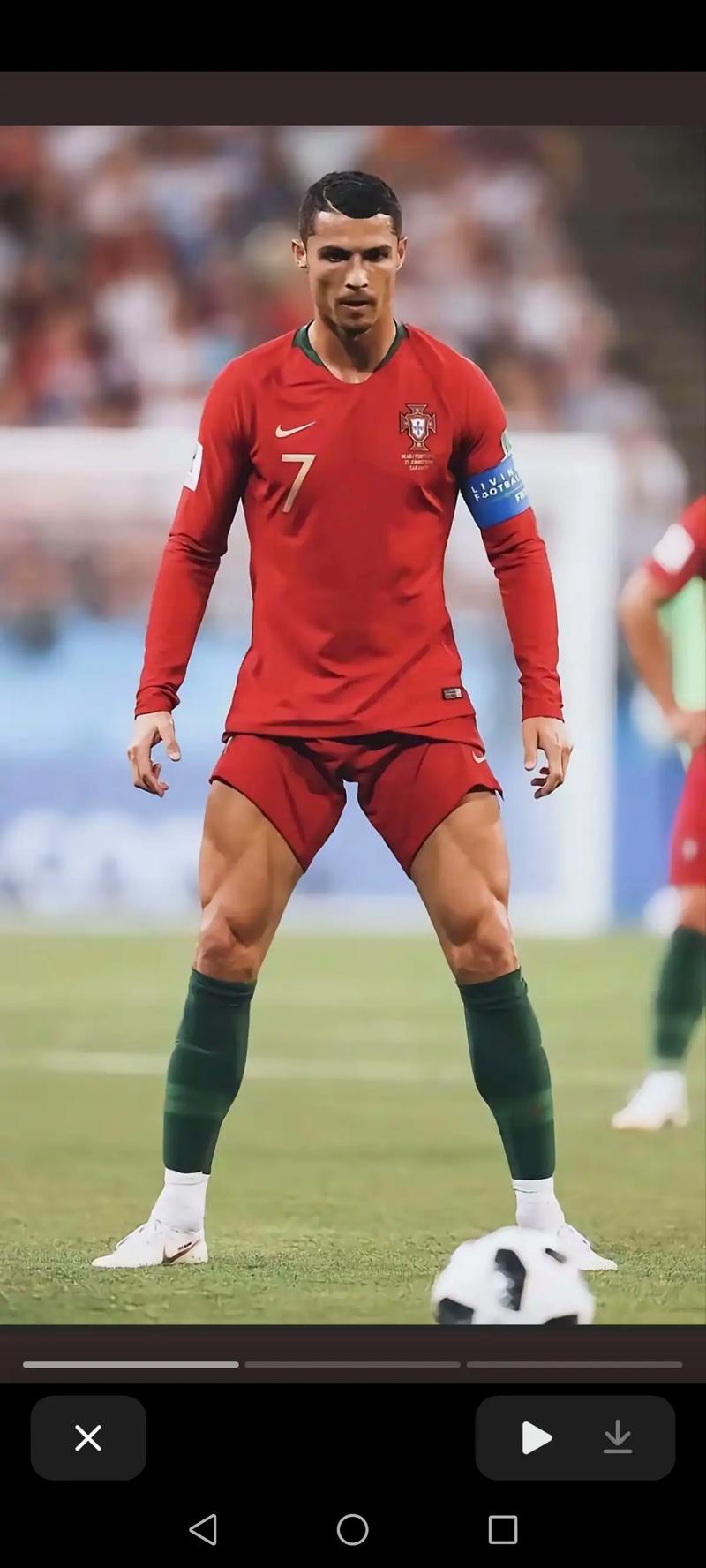 杰伦·布朗本赛季已经10次单节砍下15+，高居联盟第一（杰伦·布朗本季单节15+达成10次，领跑全联盟）